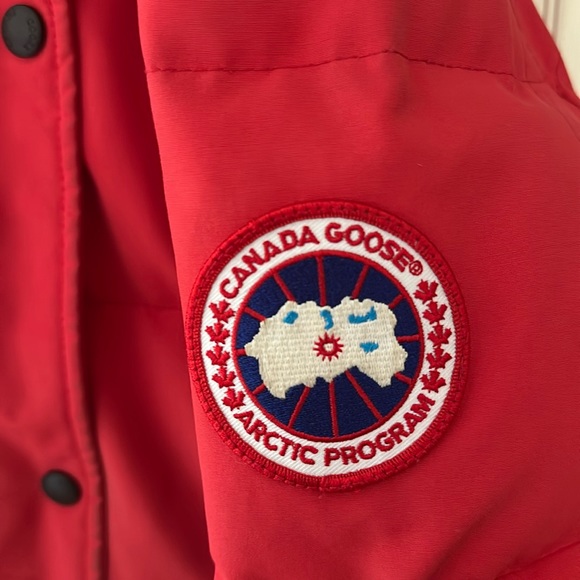 Canada Goose Red Shelburne Parka - Picture 4 of 16